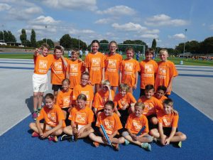 Mary-Poppins-Grundschule, ISTAF 2016, Platz 1 und 3 bei der 16 x 50m Staffel