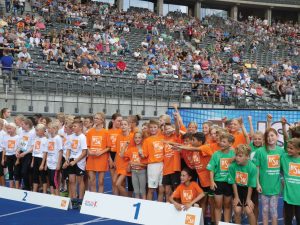 Mary-Poppins-Grundschule, ISTAF 2016, Platz 1 und 3 bei der 16 x 50m Staffel