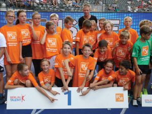 Mary-Poppins-Grundschule, ISTAF 2016, Platz 1 und 3 bei der 16 x 50m Staffel