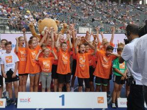 Mary-Poppins-Grundschule, ISTAF 2016, Platz 1 und 3 bei der 16 x 50m Staffel