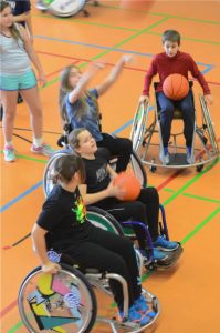 Pralympischer Tag 2015 der Mary-Poppins Grundschule, Rollstuhl-Basketball