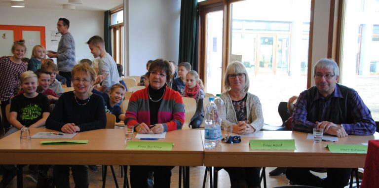 Die Sieger und Siegerklassen des Lesewettbewerbs 2016 am 24.11.2016